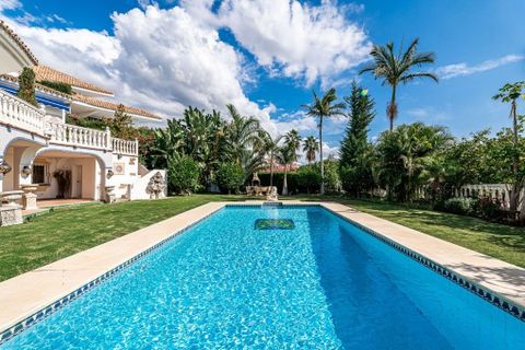 Villa a Marbella, Malaga, Marbella - € 1.990.000 | Ref: ED-BD2043 - foto 25