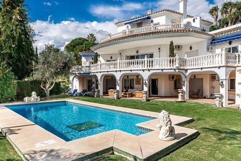 Villa a Marbella, Malaga, Marbella - € 1.990.000 | Ref: ED-BD2043 - foto 26