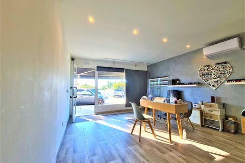 Villa i Marbella, Malaga, Marbella - € 1.279.000 | Ref: ED-408-R3976135 - foto 44