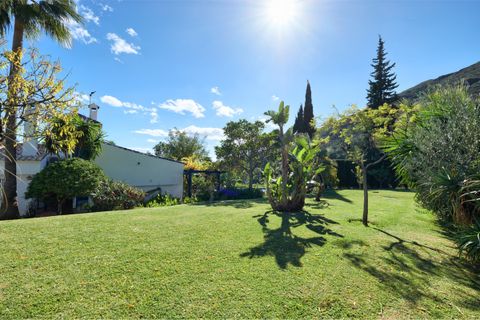 Villa a Estepona, Malaga, Estepona - € 695.000 | Ref: ED-BD2135 - foto 40