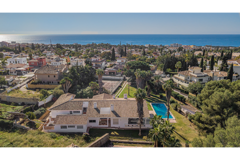 Villa a Marbella, Malaga, Marbella - € 3.000.000 | Ref: ED-BD2086 - foto 2