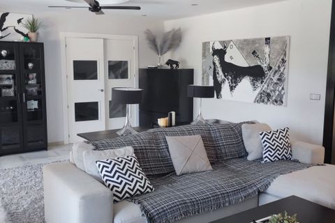 Villa a Marbella, Malaga, Marbella - € 1.600.000 | Ref: ED-RR2003 - foto 5