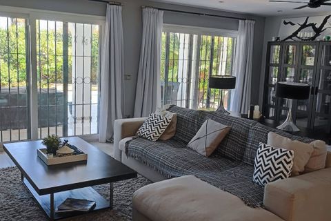 Villa a Marbella, Malaga, Marbella - € 1.600.000 | Ref: ED-RR2003 - foto 11