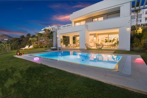 Villa a Marbella, Malaga, Marbella - € 3.150.000 | Ref: ED-RR2029 - foto 42
