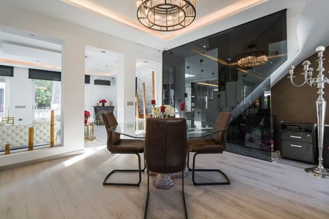 Villa a Marbella, Malaga, Marbella - € 8.000.000 | Ref: ED-RR2235 - foto 26