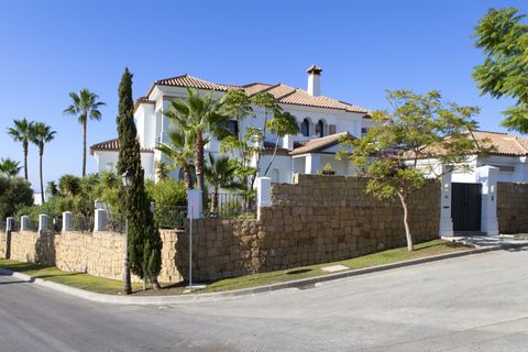 Villa a Benahavis, Malaga, Benahavis - € 3.195.000 | Ref: ED-BD2065 - foto 5