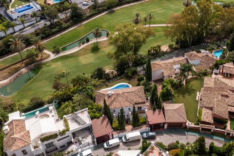 Villa i Marbella, Malaga, Marbella - € 1.890.000 | Ref: ED-BD2296 - foto 30