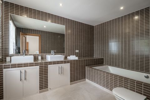 Villa i Marbella, Malaga, Marbella - € 1.890.000 | Ref: ED-BD2296 - foto 35