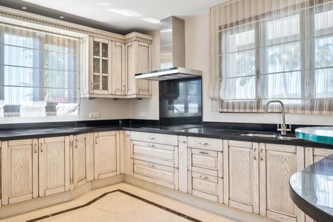 Villa i Marbella, Malaga, Marbella - € 2.750.000 | Ref: ED-BD2302 - foto 28