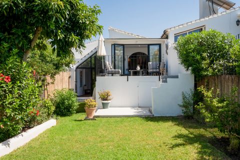 Villa a Estepona, Malaga, Estepona - € 649.000 | Ref: ED-BD2306 - foto 2