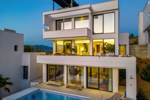 Villa en Marbella, Malaga, Marbella - € 800.000 | Ref: ED-AC2333-DP - photo 1