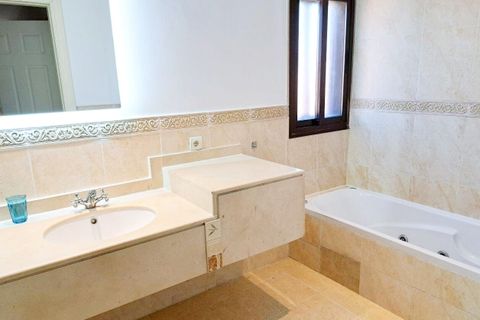 Leilighet i Estepona, Malaga, Estepona - € 490 000 | Ref: ED-RR2304 - foto 9