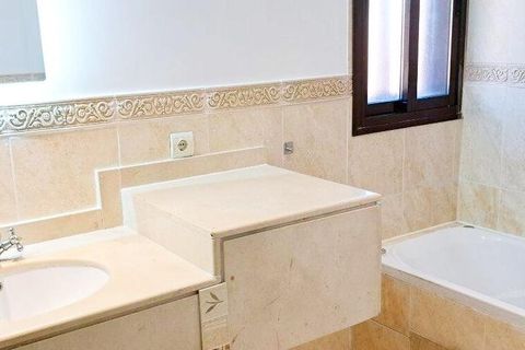 Leilighet i Estepona, Malaga, Estepona - € 490 000 | Ref: ED-RR2304 - foto 25