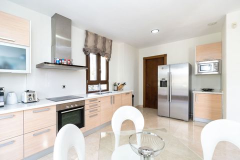 Villa i Benahavis, Malaga, Benahavis - € 1.275.000 | Ref: ED-BD2419 - foto 4