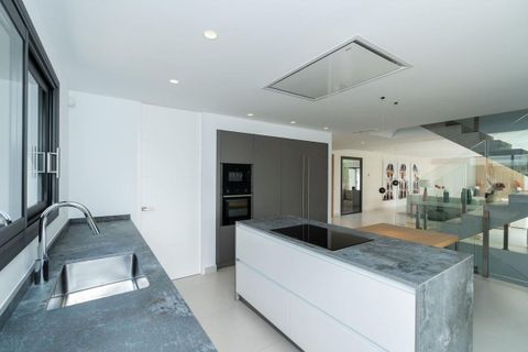 Villa a Benalmadena, Malaga, Benalmadena - € 1.995.000 | Ref: ED-BD2408 - foto 16