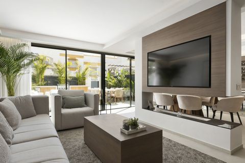 Villa a Marbella, Malaga, Marbella - € 2.495.000 | Ref: ED-BD2473 - foto 4