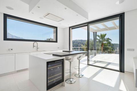 Villa a Benahavis, Malaga, Benahavis - € 2.998.000 | Ref: ED-BD2428 - foto 4