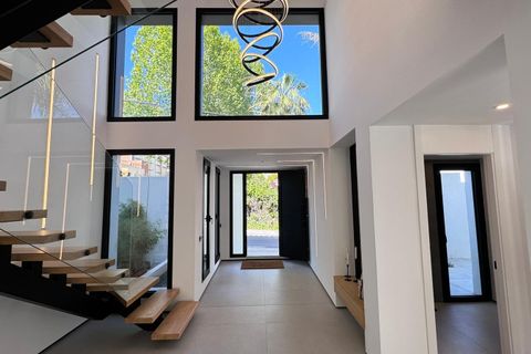 Villa i Marbella, Malaga, Marbella - € 2.275.000 | Ref: ED-RR2355 - foto 20