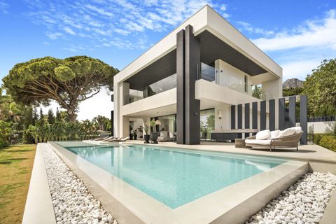 Villa a Marbella, Malaga, Marbella - € 3.875.000 | Ref: ED-RR2398 - foto 3