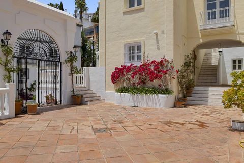 Villa a Benahavis, Malaga, Benahavis - € 570.000 | Ref: ED-BD2538 - foto 11