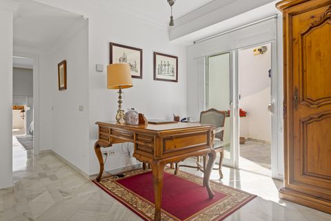 Villa a Marbella, Malaga, Marbella - € 1.290.000 | Ref: ED-BD2575 - foto 16