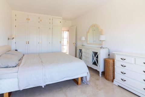 Villa a Estepona, Malaga, Estepona - € 389.000 | Ref: ED-RR2440-TW - foto 18
