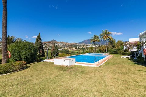 Villa a Estepona, Malaga, Estepona - € 389.000 | Ref: ED-RR2440-TW - foto 26