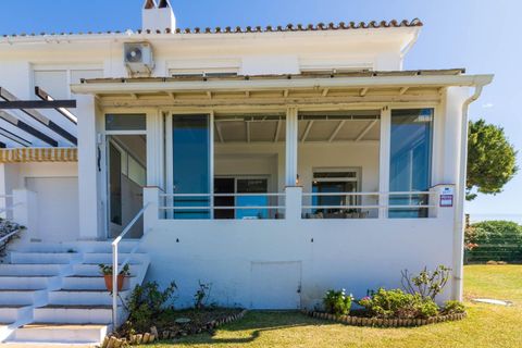 Villa a Estepona, Malaga, Estepona - € 389.000 | Ref: ED-RR2440-TW - foto 27