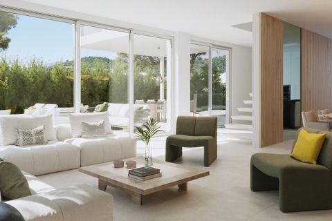 Villa en Marbella, Malaga, Marbella - € 1.800.000 | Ref: ED-AC2536-D - photo 25