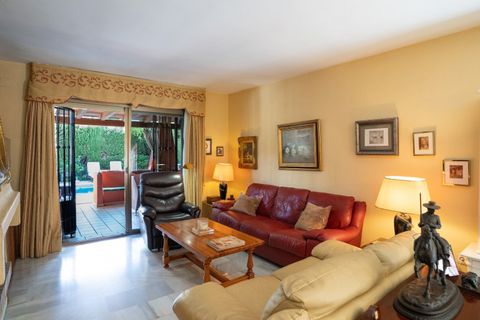 Villa i Marbella, Malaga, Marbella - € 1.475.000 | Ref: ED-RR2502-MC - foto 3