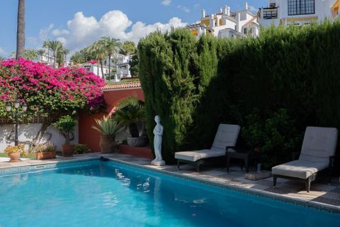 Villa i Marbella, Malaga, Marbella - € 1.475.000 | Ref: ED-RR2502-MC - foto 29