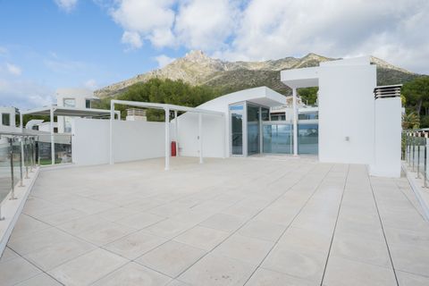Villa i Marbella, Malaga, Marbella - € 3.000.000 | Ref: ED-RR2563 - foto 32