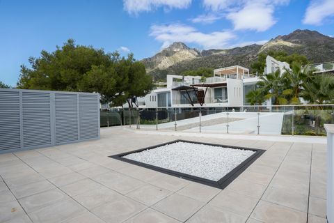Villa i Marbella, Malaga, Marbella - € 3.000.000 | Ref: ED-RR2563 - foto 34