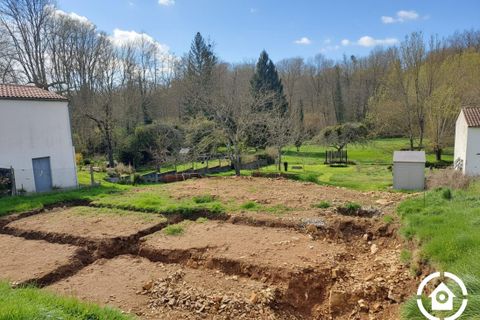 Terra a Saint-Sauvant, Charente-Maritime, Saint-Sauvant - € 43.900 | Ref: getkey_u_520090958 - foto 4