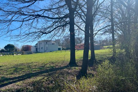 Helårsgrund i Poncins, Loire, Poncins - € 85.000 | Ref: 01T26CDLP - foto 2