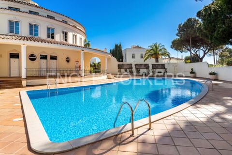 Lejlighed i Quinta do Lago, Faro, Quinta do Lago - € 1.195.000 | Ref: W-0471IK - foto 3