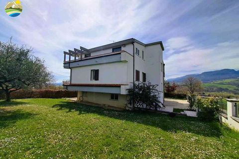 Villa a Penne, Pescara, Penne - € 298.000 | Ref: EL1156-987141 - foto 19