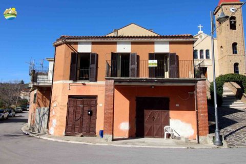 Byhus i Cellino Attanasio, Teramo, Cellino Attanasio - € 38.000 | Ref: EL1157-987168 - foto 1