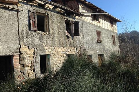 Farm hus i Carpineti, Reggio Emilia, Carpineti - € 45.000 | Ref: BA085-987769 - foto 3