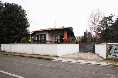 Villa a Sedriano, Milan, Sedriano - € 545.000 | Ref: 26/032 CampoSportivo - foto 2
