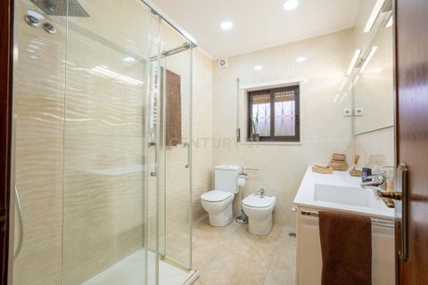 Villa i Carnaxide, Lisbon, Carnaxide - € 750.000 | Ref: C0364-05732 - foto 23