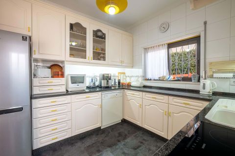 Villa i Carnaxide, Lisbon, Carnaxide - € 750.000 | Ref: C0364-05732 - foto 34