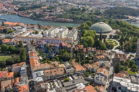 Helårsgrund i Porto, Porto, Porto - € 2.700.000 | Ref: 1117191 - foto 2