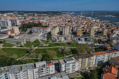 Erhvervsejendom i Buarcos, Coimbra, Buarcos - € 40.000 | Ref: C0372-01809 - foto 4