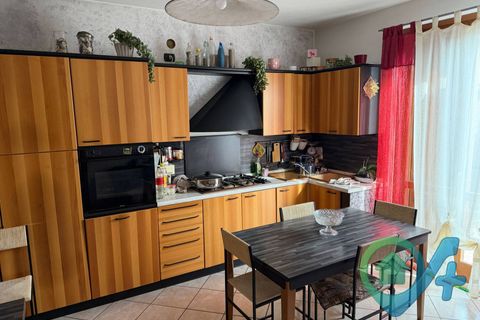 Rækkehus i Castel Goffredo, Mantua, Castel Goffredo - € 240.000 | Ref: 5367 - foto 11