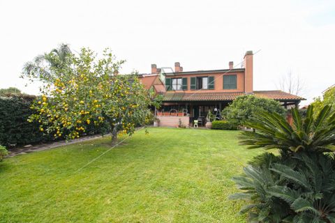 Villa i Rome, Rome, Rome - € 520.000 | Ref: V2606 - foto 1