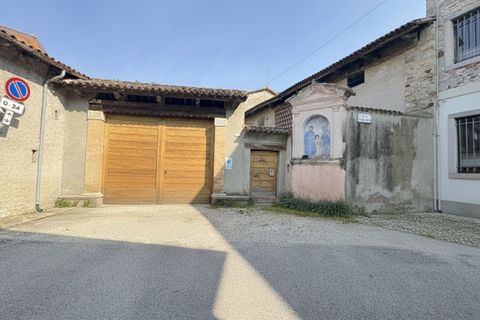 Landejendom i Udine, Udine, Udine - € 140.000 | Ref: Casale storico - foto 2