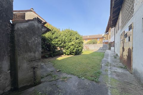 Landejendom i Udine, Udine, Udine - € 140.000 | Ref: Casale storico - foto 3