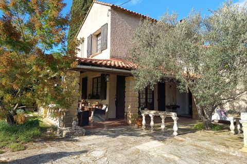 Villa i Beaucaire, Gard, Beaucaire - € 348.000 | Ref: 3011443543 - foto 1