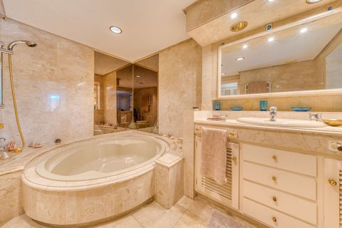Villa a Marbella, Malaga, Marbella - € 3.900.000 | Ref: HFMs682748 - foto 12